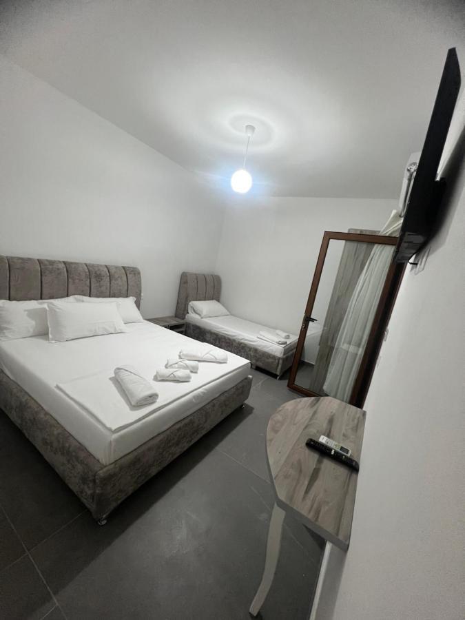 Villa Rreze Dielli Vlorë Exterior foto