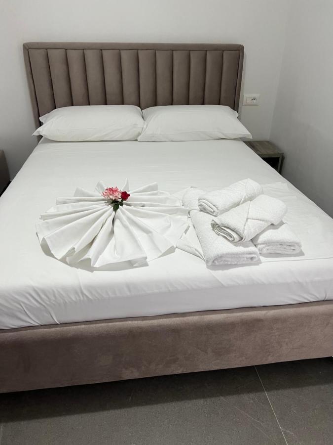 Villa Rreze Dielli Vlorë Exterior foto